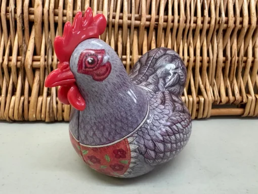 Happy Hen Tins