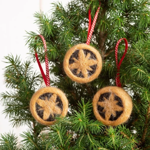 Mince Pies Mini Felting Kit